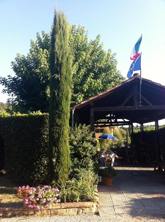 Casa Vacanze "La Farfalla" Cusignano Exterior foto